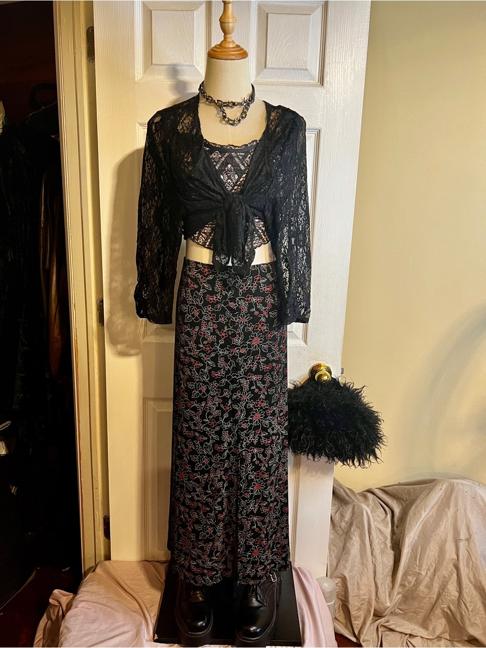 Wms Y2K Black Pink Floral Slinky Knit Aline Front Slit Fairy Grunge Midi Skirt L